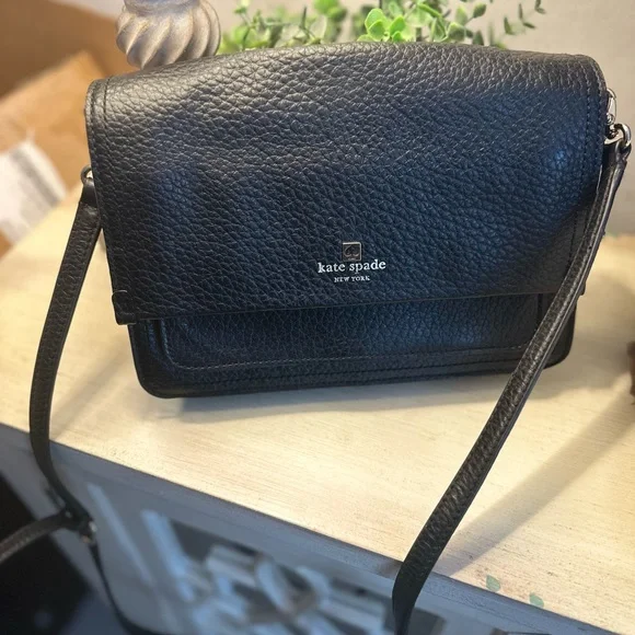 Kate Spade Pebbled Leather black Crossbody Bag - Picture 1 of 12